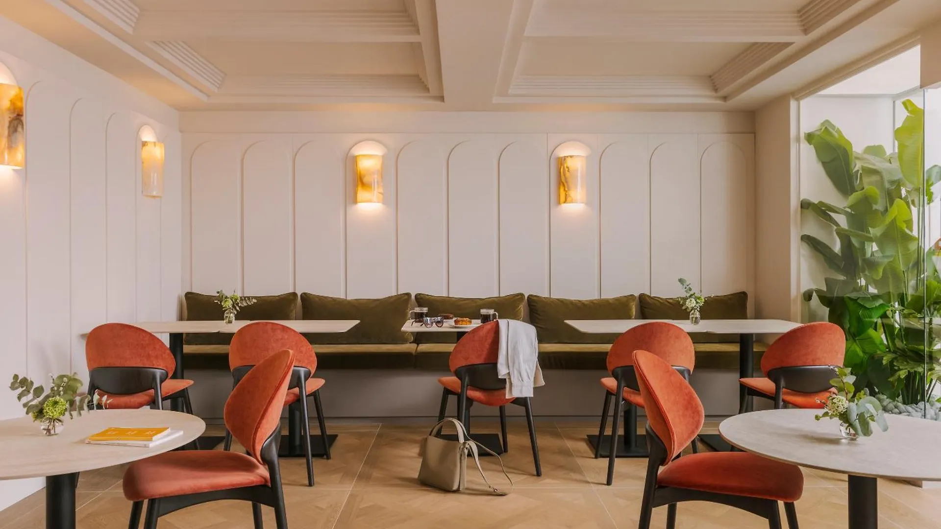 Yelo Mozart Hotel Les Musiciens, Sonder By Marriott Bonvoy Nice 4*,  France