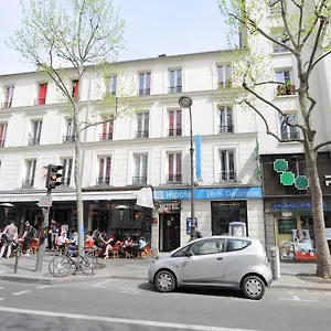 Hipotel Gambetta Republique 2* Paris